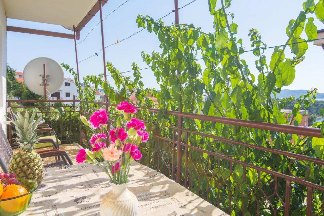 Apartment Pepica Trogir Exterior foto
